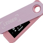 Криптокошелек Ledger Nano S Plus Pastel Pink Crypto Hardware Wallet (LEDGERSPLUSPP)